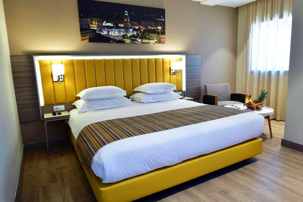 Tulip Inn Naya الجزائر العاصمة الغرفة الصورة